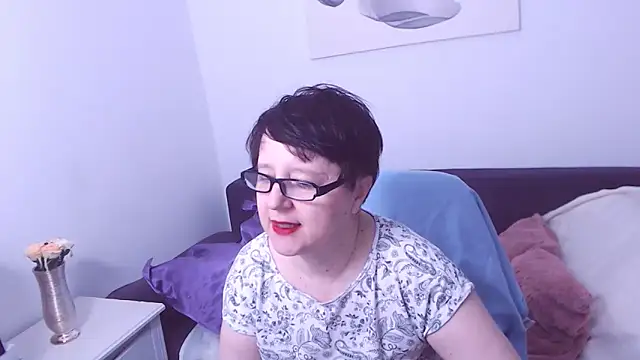 ChristaRose online show from 11/07/25, 07:29