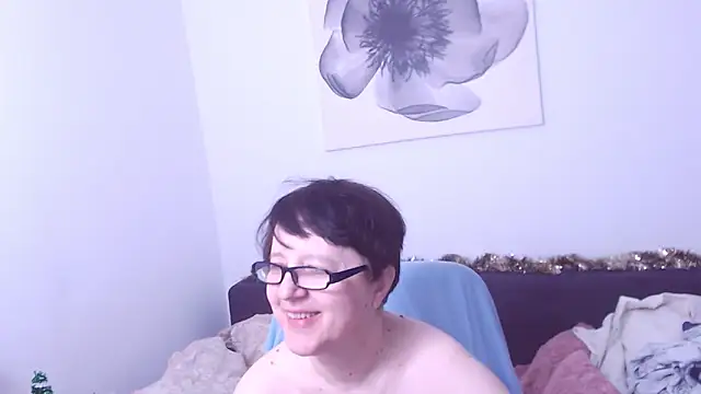 ChristaRose online show from 12/21/25, 01:46