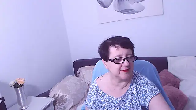 ChristaRose online show from 10/18/25, 11:18