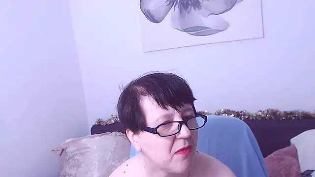 ChristaRose online show from 12/13/25, 08:04