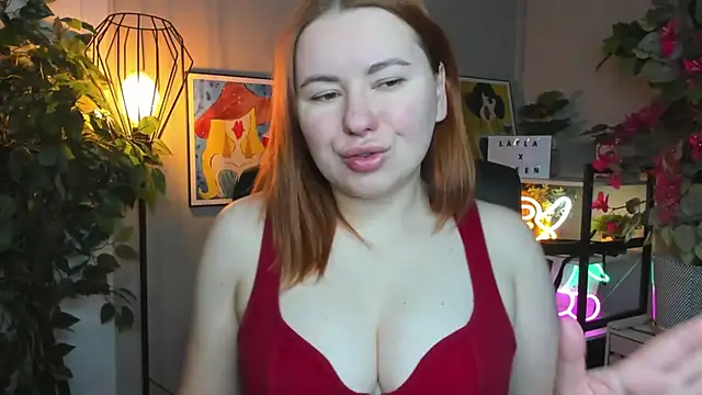 LAYLAxSTAR online show from 02/01/26, 07:28