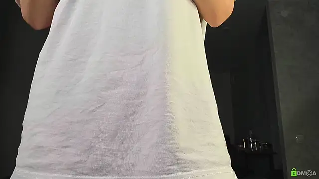 Courtney Luv online show from 12/22/25, 01:00