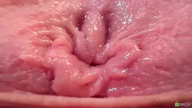 Courtney Luv online show from 11/05/25, 11:24