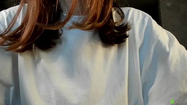 Snapshot of Courtney_Luv chatting on 10/14/25, 04:07 Courtney Luv online show from 10/14/25, 04:07