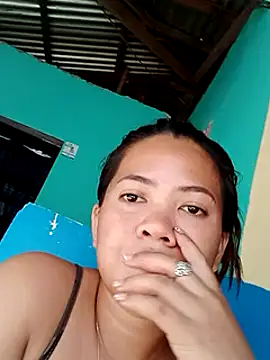 Snapshot of amariaxxx388 chatting on 02/08/25, 01:11 amariaxxx388 online show from 02/08/25, 01:11