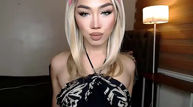 Local Hoelyx online show from 03/02/25, 07:21