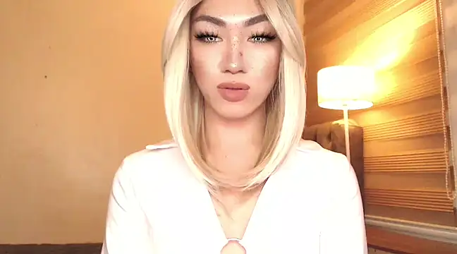 Local Hoelyx online show from 02/24/25, 07:33