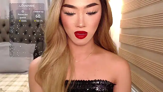 Local Hoelyx online show from 01/16/25, 07:31