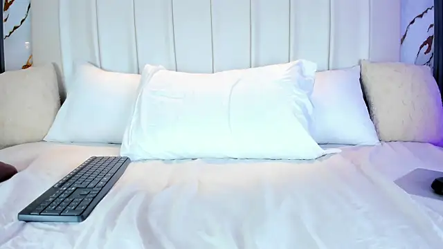 AnaisClark online show from 02/23/26, 11:33