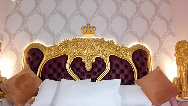 AnaisClark online show from 11/13/25, 11:25