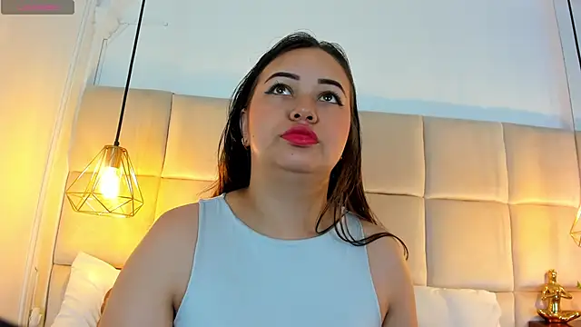 Snapshot of AnaisClark chatting on 02/26/25, 11:21 AnaisClark online show from 02/26/25, 11:21