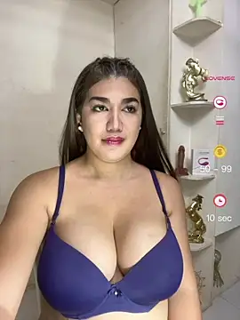 Snapshot of SexyFatHugeCock chatting on 07/11/26, 11:38 SexyFatHugeCock online show from 07/11/26, 11:38