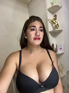 SexyFatHugeCock online show from 05/17/26, 10:26