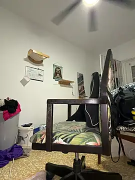 poppergirl69 online show from 04/12/26, 12:47