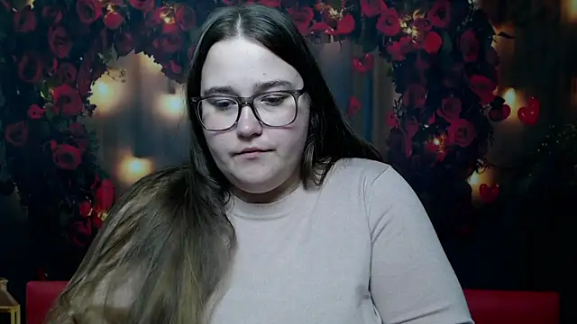 Snapshot of XX_Daniella_XX chatting on 02/13/25, 04:39 XX Daniella XX online show from 02/13/25, 04:39