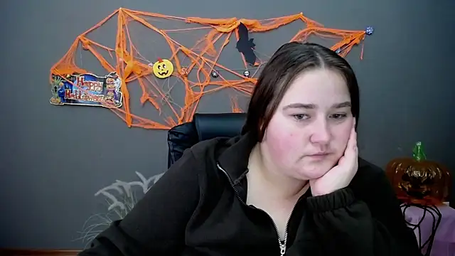 XX Daniella XX online show from 10/28/25, 07:18