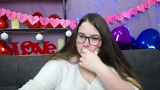 Snapshot of XX_Daniella_XX chatting on 02/14/25, 10:14 XX Daniella XX online show from 02/14/25, 10:14