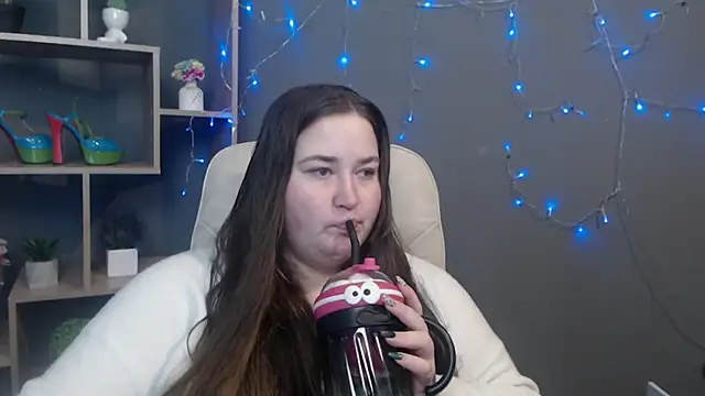 XX Daniella XX online show from 11/14/25, 07:23