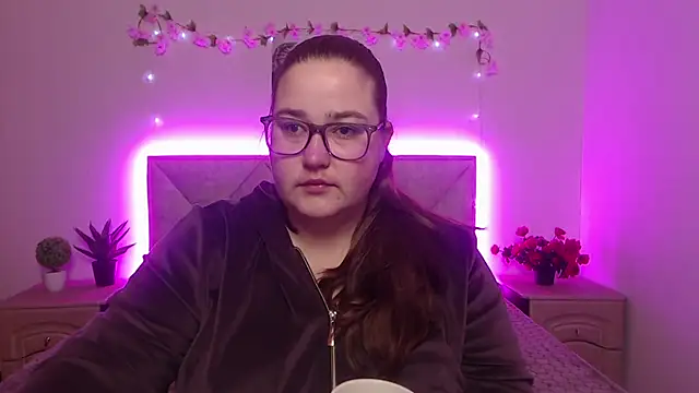 XX Daniella XX online show from 04/22/26, 06:31