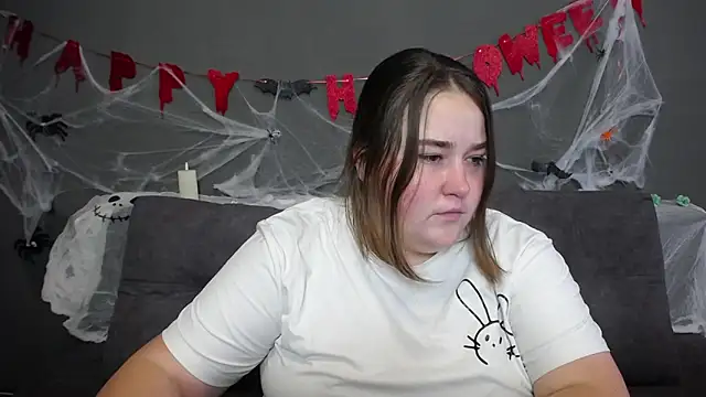 XX Daniella XX online show from 10/30/25, 07:17