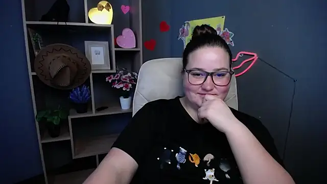 XX Daniella XX online show from 05/16/26, 06:23