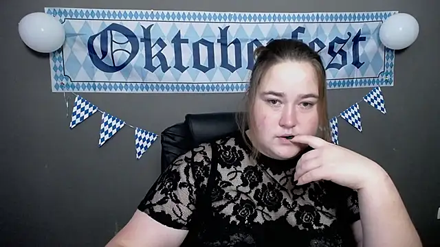 Snapshot of XX_Daniella_XX chatting on 09/23/25, 06:20 XX Daniella XX online show from 09/23/25, 06:20