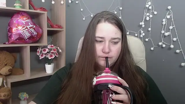 XX Daniella XX online show from 02/17/26, 07:38