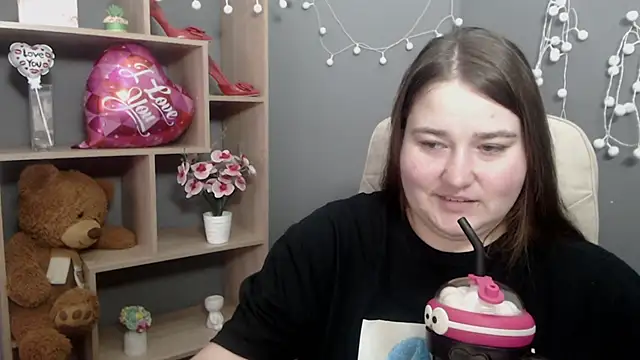 XX Daniella XX online show from 02/16/26, 07:29