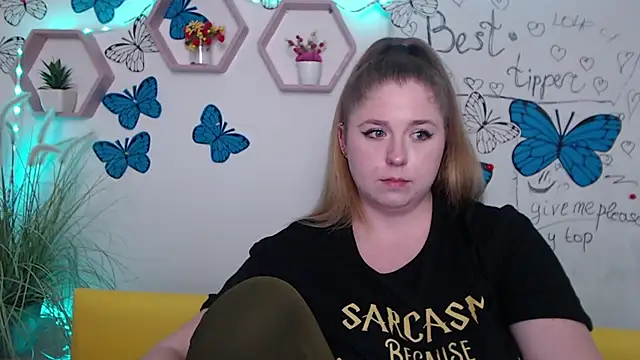 Snapshot of JessikaDaniel chatting on 03/19/25, 01:18 JessikaDaniel online show from 03/19/25, 01:18