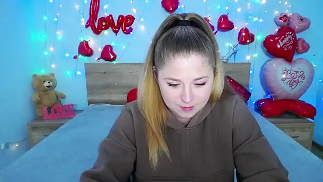 Snapshot of JessikaDaniel chatting on 03/03/25, 10:28 JessikaDaniel online show from 03/03/25, 10:28