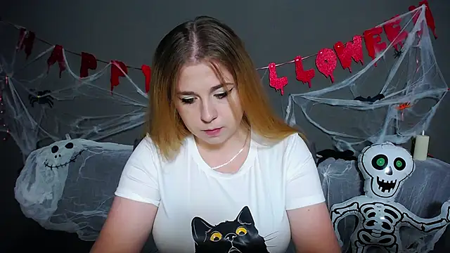 Snapshot of JessikaDaniel chatting on 10/27/25, 07:31 JessikaDaniel online show from 10/27/25, 07:31