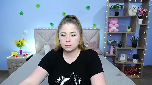 Snapshot of JessikaDaniel chatting on 03/21/25, 10:17 JessikaDaniel online show from 03/21/25, 10:17