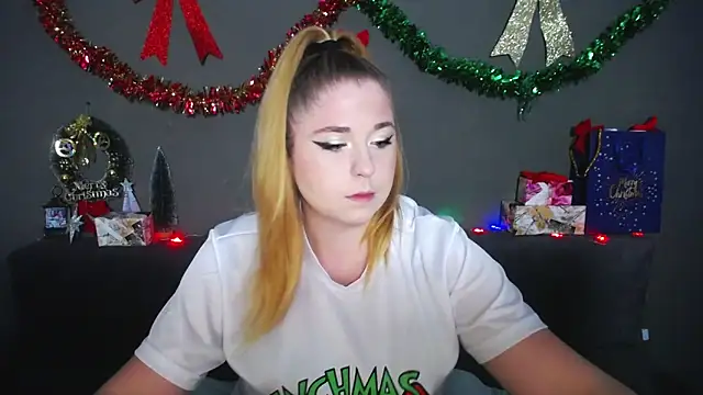 Snapshot of JessikaDaniel chatting on 12/18/25, 07:24 JessikaDaniel online show from 12/18/25, 07:24