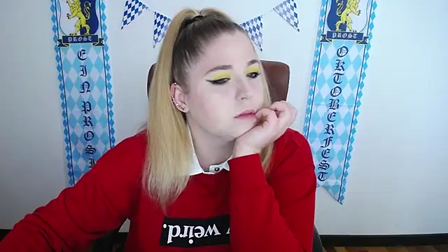 Snapshot of JessikaDaniel chatting on 10/06/25, 06:14 JessikaDaniel online show from 10/06/25, 06:14