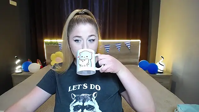 Snapshot of JessikaDaniel chatting on 10/04/25, 06:26 JessikaDaniel online show from 10/04/25, 06:26