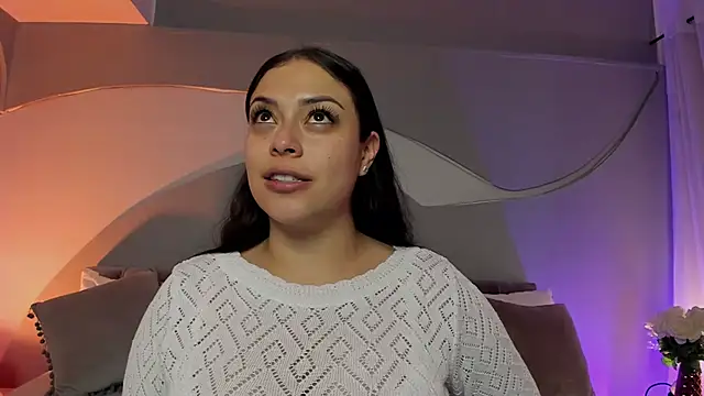 Nicolle W online show from 03/25/26, 11:42