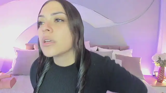 Nicolle W online show from 02/24/26, 11:55