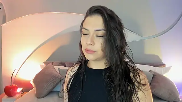 Nicolle W online show from 02/07/26, 11:51