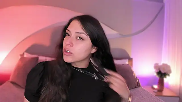 Nicolle W online show from 01/08/26, 11:49