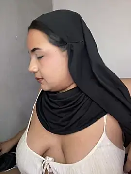 Snapshot of Maryam_yamal chatting on 02/08/25, 09:25 Maryam yamal online show from 02/08/25, 09:25