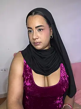 Snapshot of Maryam_yamal chatting on 02/09/25, 10:32 Maryam yamal online show from 02/09/25, 10:32