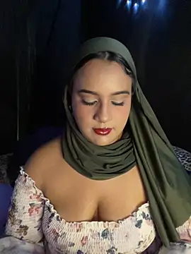 Snapshot of Maryam_yamal chatting on 09/21/25, 08:25 Maryam yamal online show from 09/21/25, 08:25