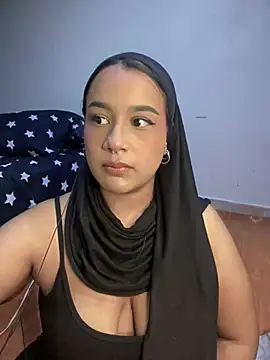 Snapshot of Maryam_yamal chatting on 12/09/24, 08:23 Maryam yamal online show from 12/09/24, 08:23