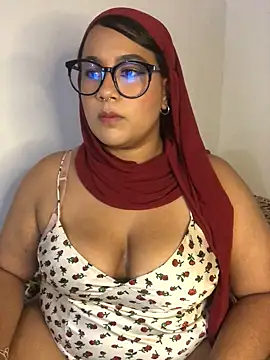 Snapshot of Maryam_yamal chatting on 03/20/26, 10:11 Maryam yamal online show from 03/20/26, 10:11