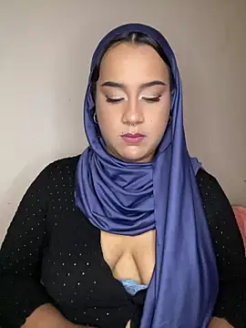 Snapshot of Maryam_yamal chatting on 02/19/25, 08:52 Maryam yamal online show from 02/19/25, 08:52