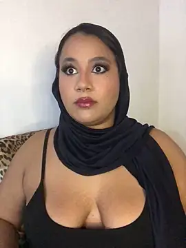 Snapshot of Maryam_yamal chatting on 03/17/26, 10:02 Maryam yamal online show from 03/17/26, 10:02