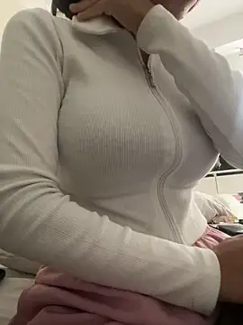 DulceMya6 online show from 05/27/26, 12:56