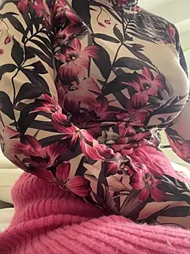 DulceMya6 online show from 05/28/26, 12:55