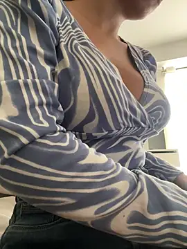 DulceMya6 online show from 05/22/26, 01:42