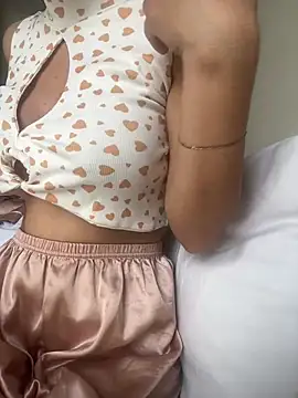 DulceMya6 online show from 01/12/26, 01:07